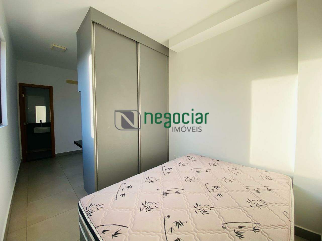 Flat 1 quarto no bairro Angola Betim: 