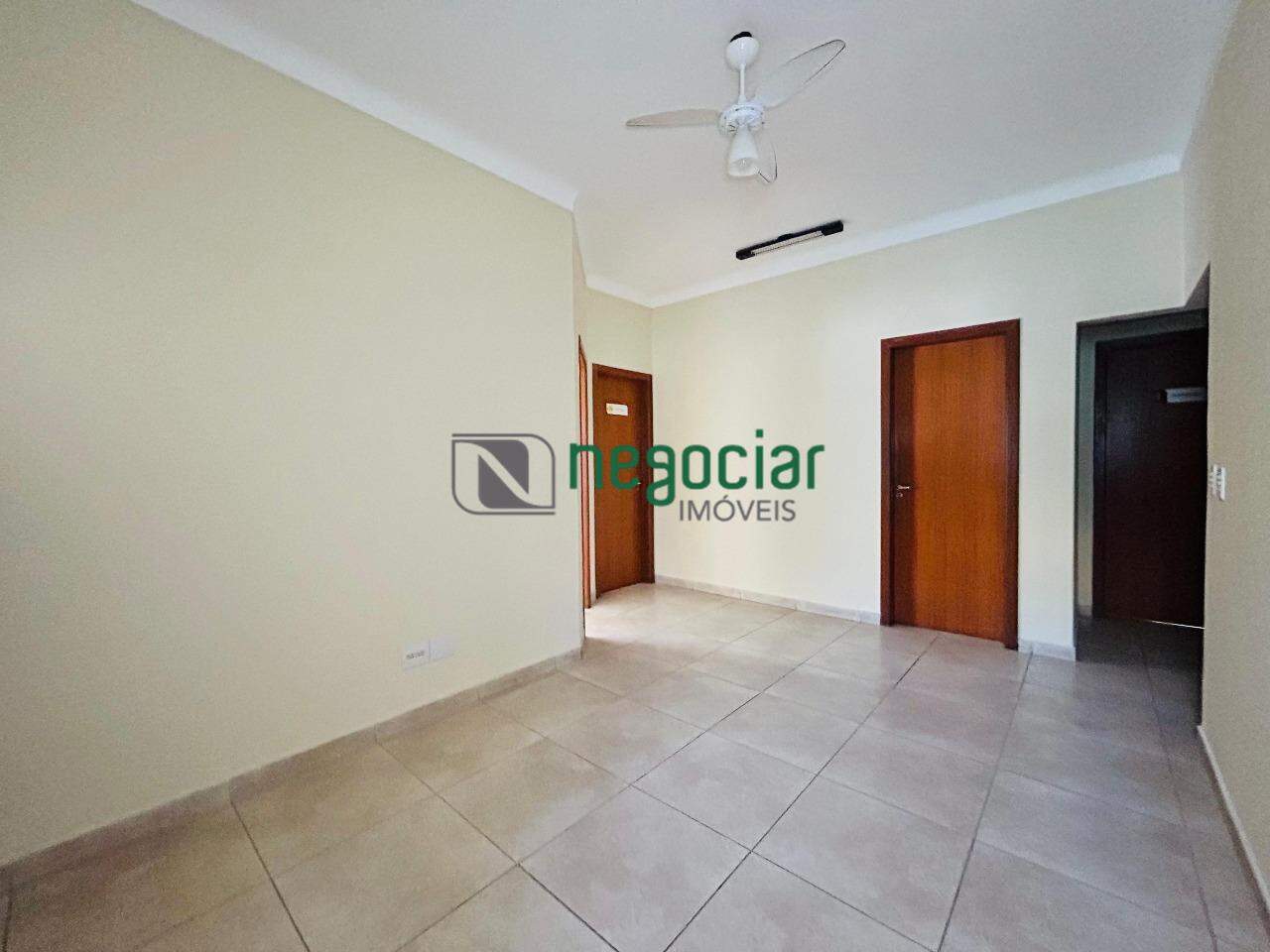 Casa comercial no bairro Centro Betim: 