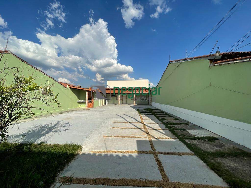 Casa comercial 2 quartos no bairro Chácara Betim: 