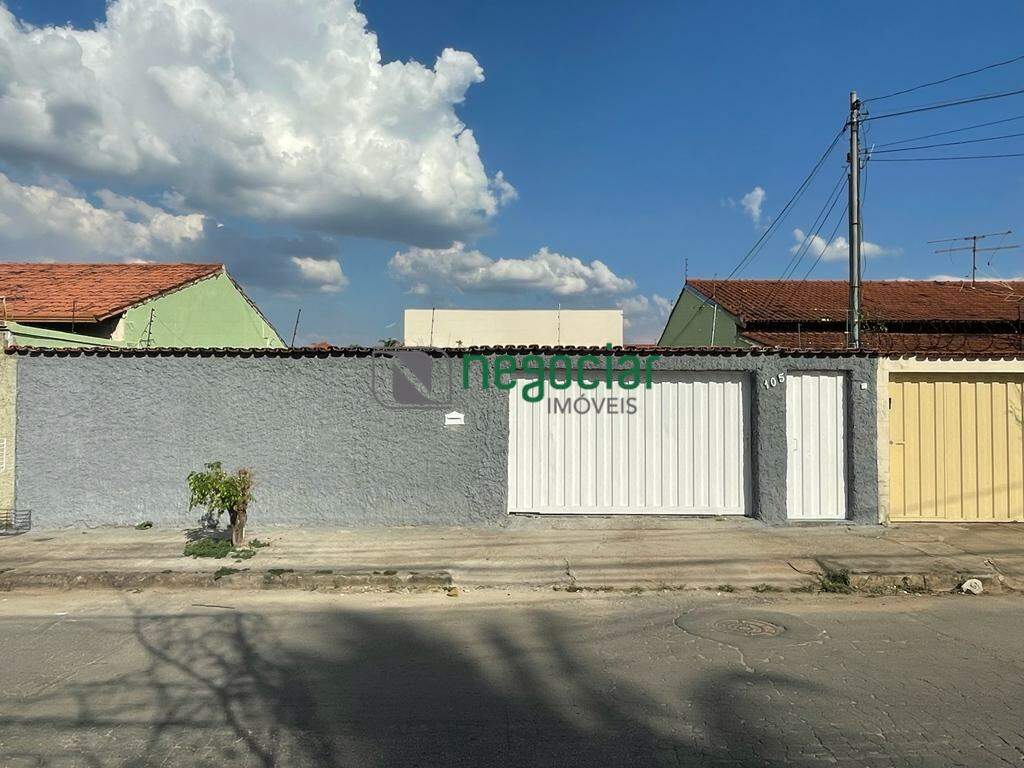 Casa comercial 2 quartos no bairro Chácara Betim: 