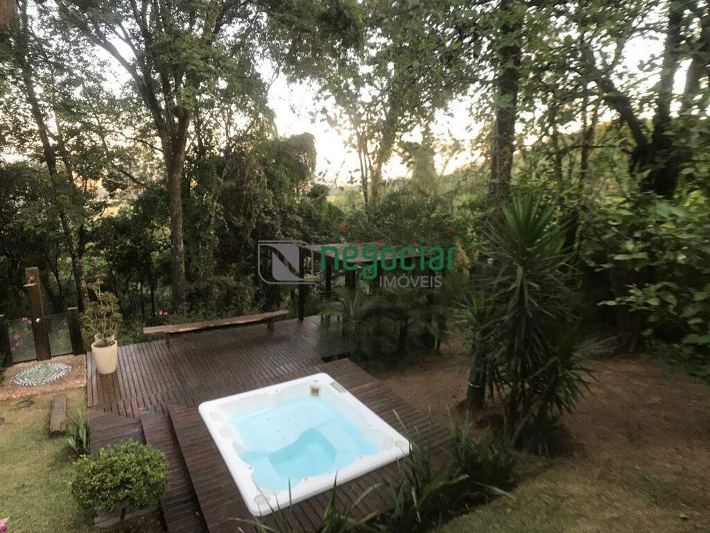 Casa em condomínio 4 quartos no bairro Residencial Montserrat Betim: 