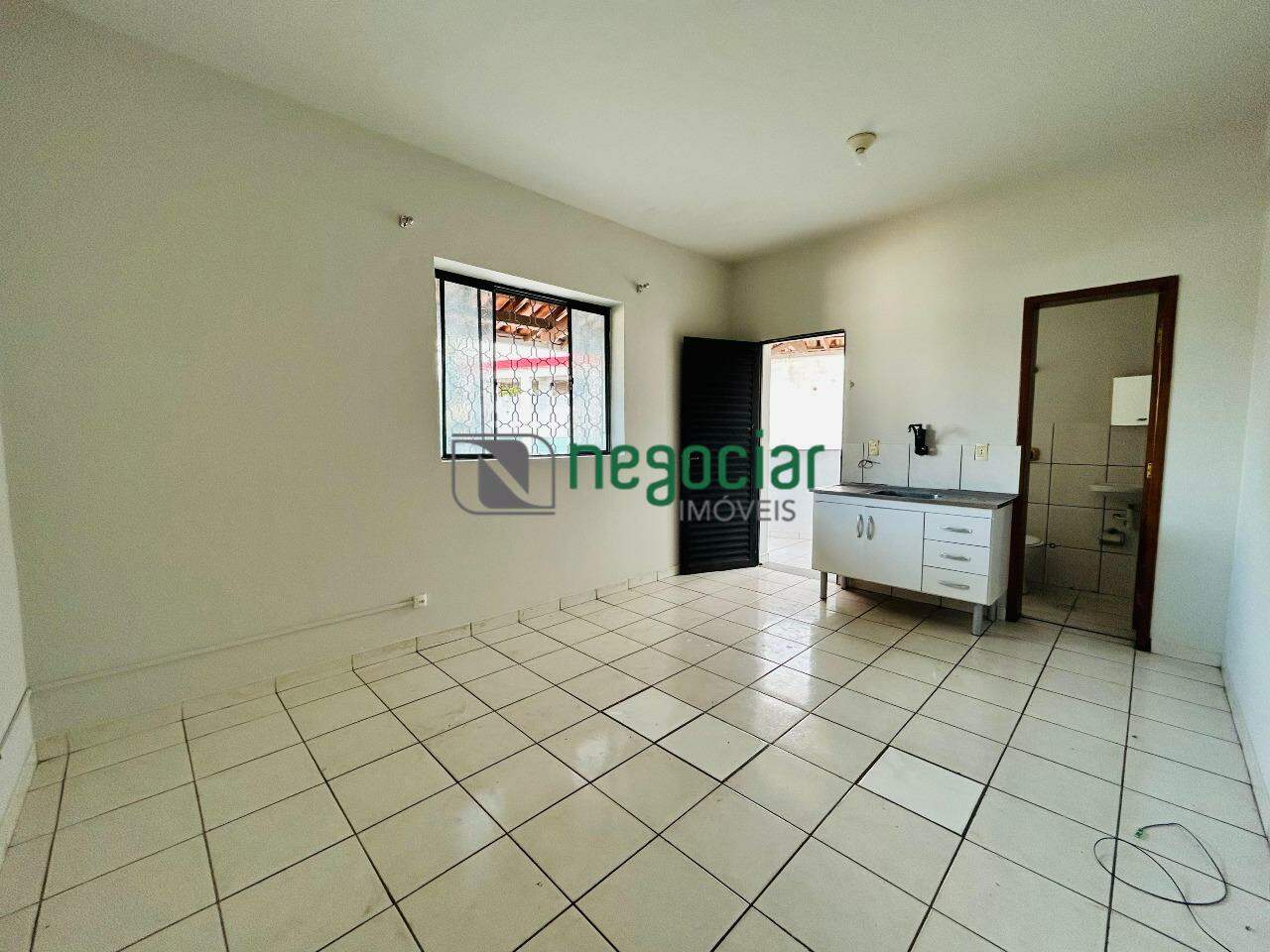 Kitnet 1 quarto no bairro Angola Betim: 