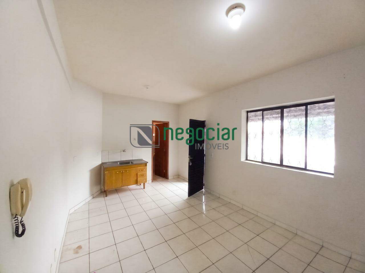 Kitnet 1 quarto no bairro Angola Betim: 