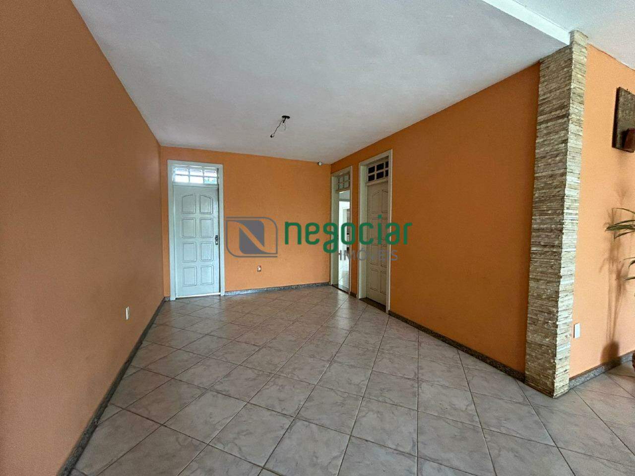 Casa 4 quartos no bairro Santa Lúcia Betim: 