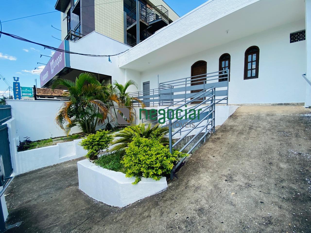 Casa comercial 8 quartos no bairro Centro Betim: 