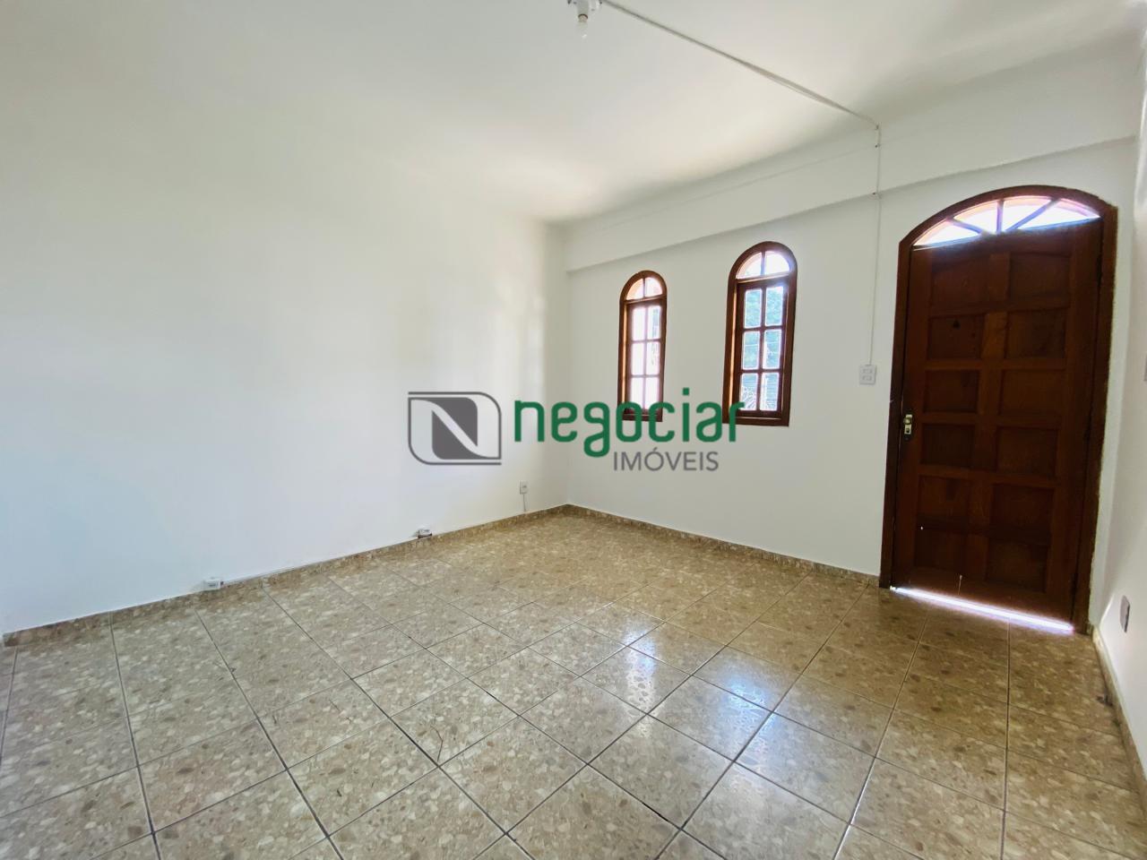 Casa comercial 8 quartos no bairro Centro Betim: 