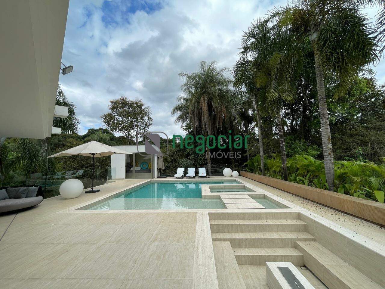 Casa 5 quartos no bairro Residencial Montserrat Betim: 