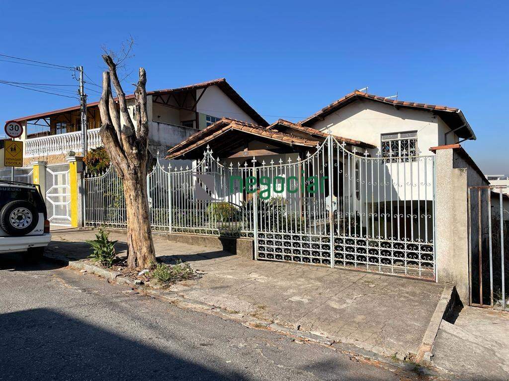 Casa 4 quartos no bairro Brasiléia Betim: 