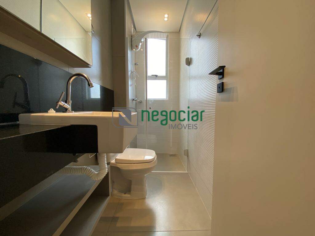 Flat 1 quarto no bairro Angola Betim: 