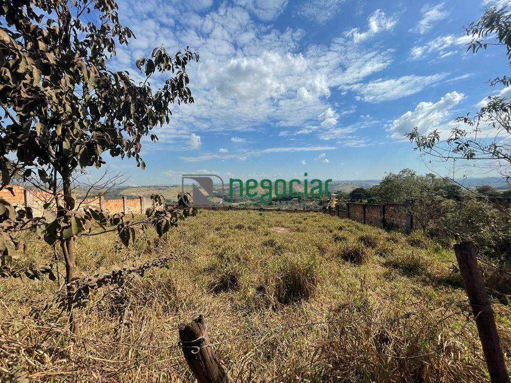 Lote no bairro Nazaré São Joaquim de Bicas: 