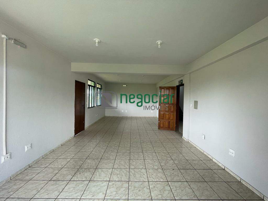 Sala no bairro Filadélfia Betim: 