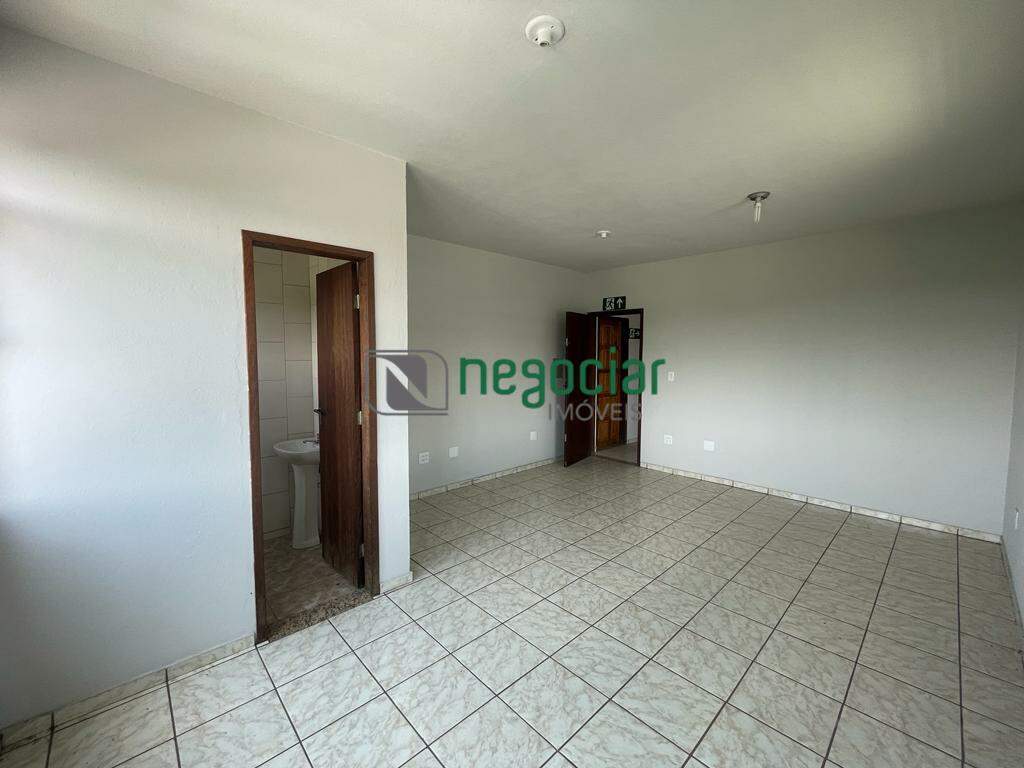Sala no bairro Filadélfia Betim: 