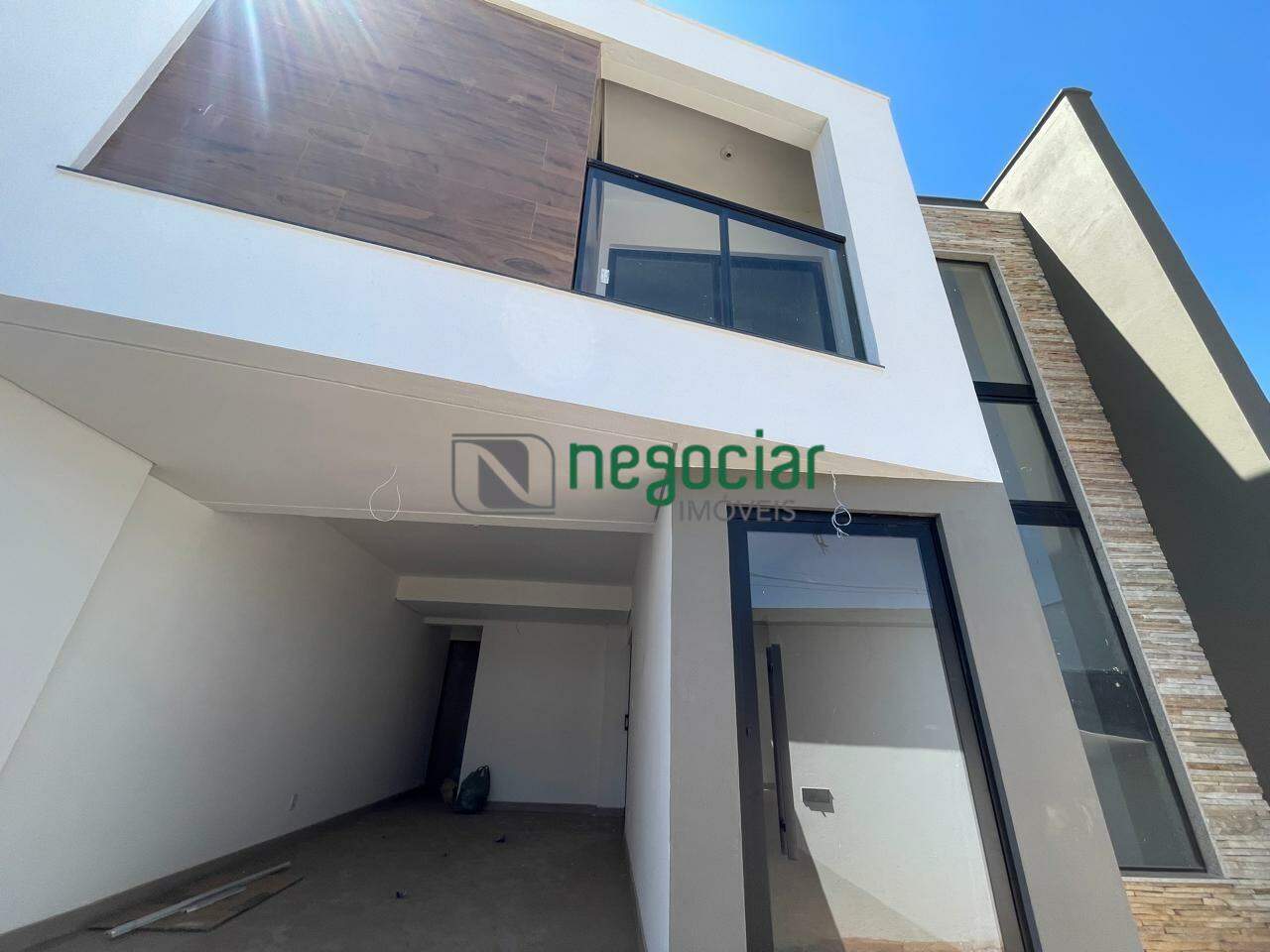 Casa geminada 3 quartos no bairro Guarujá Mansões Betim: 