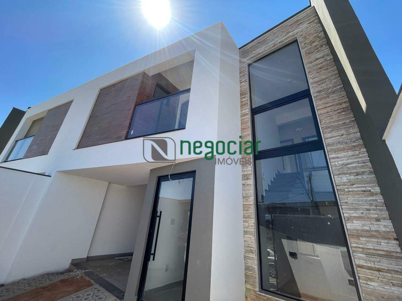 Casa geminada 3 quartos no bairro Guarujá Mansões Betim: 