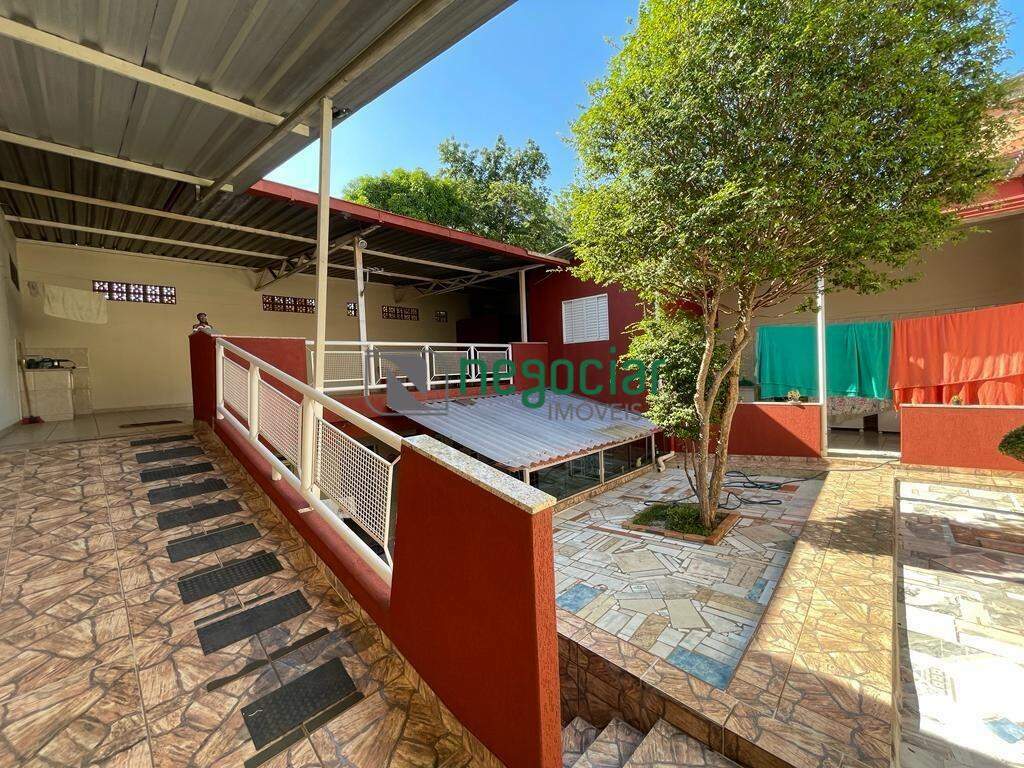 Casa 4 quartos no bairro Santa Fé Betim: 