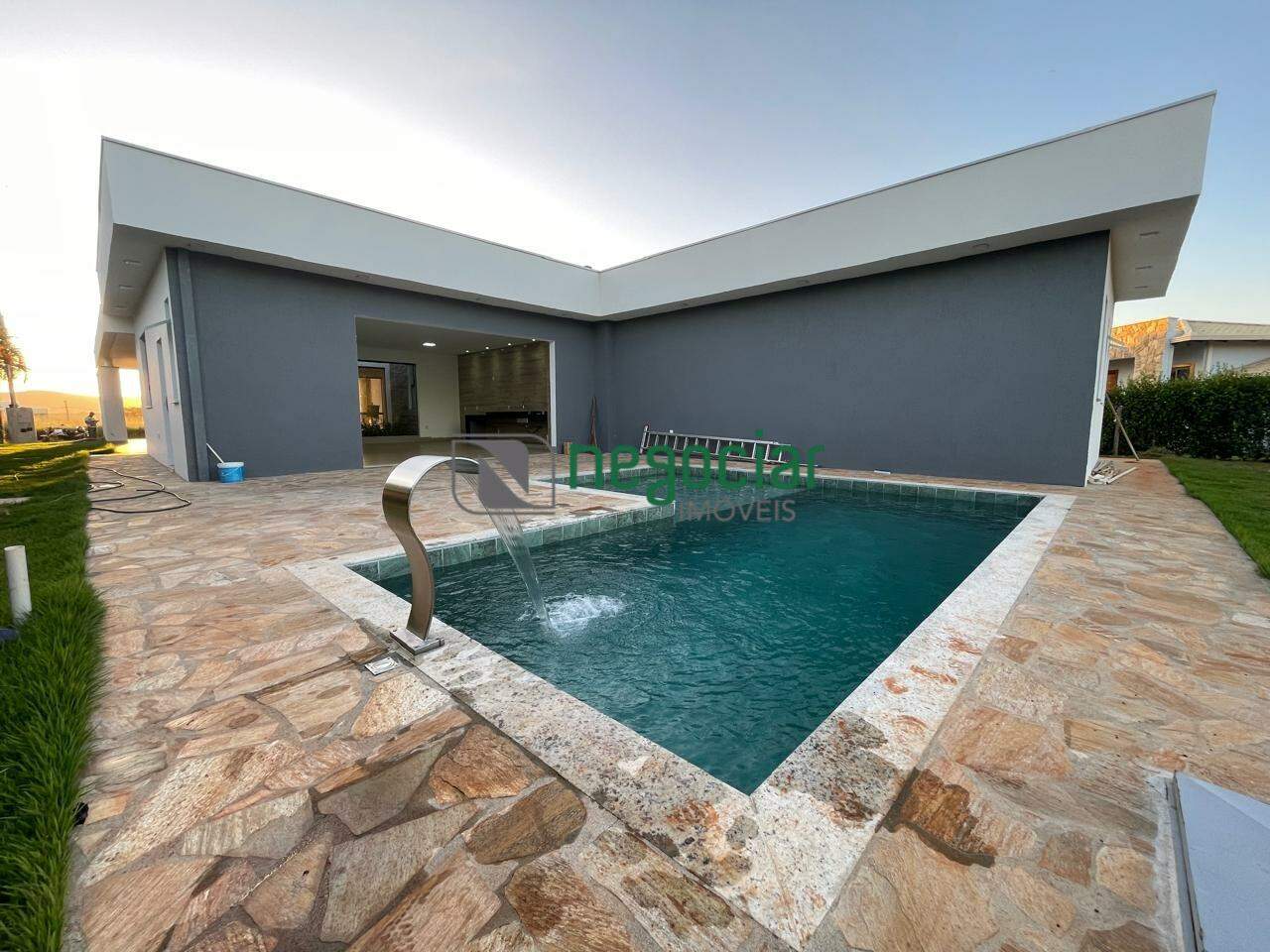 Casa 4 quartos no bairro Condomínio Serra Verde Igarapé: 