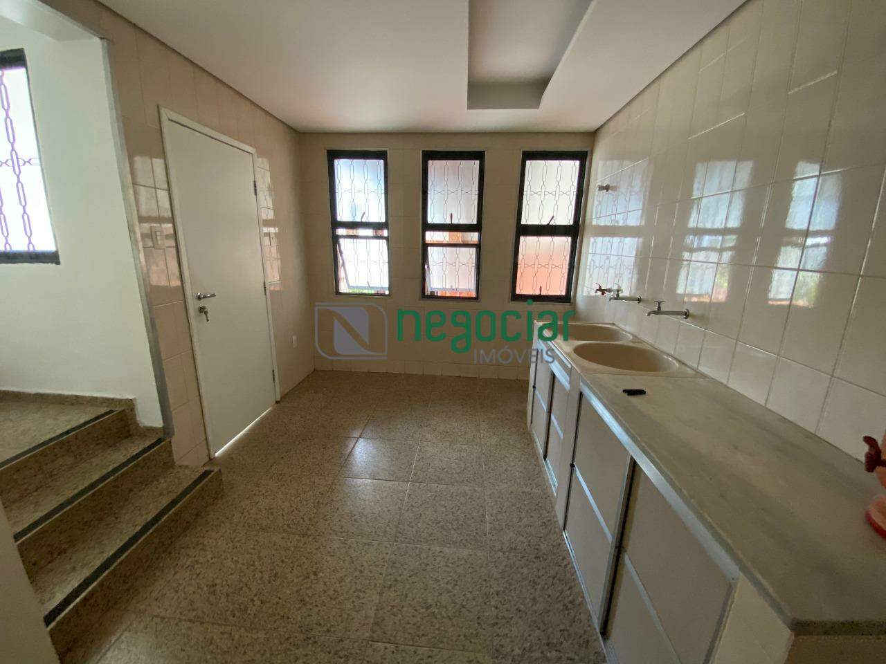 Casa 4 quartos no bairro Ingá Alto Betim: 