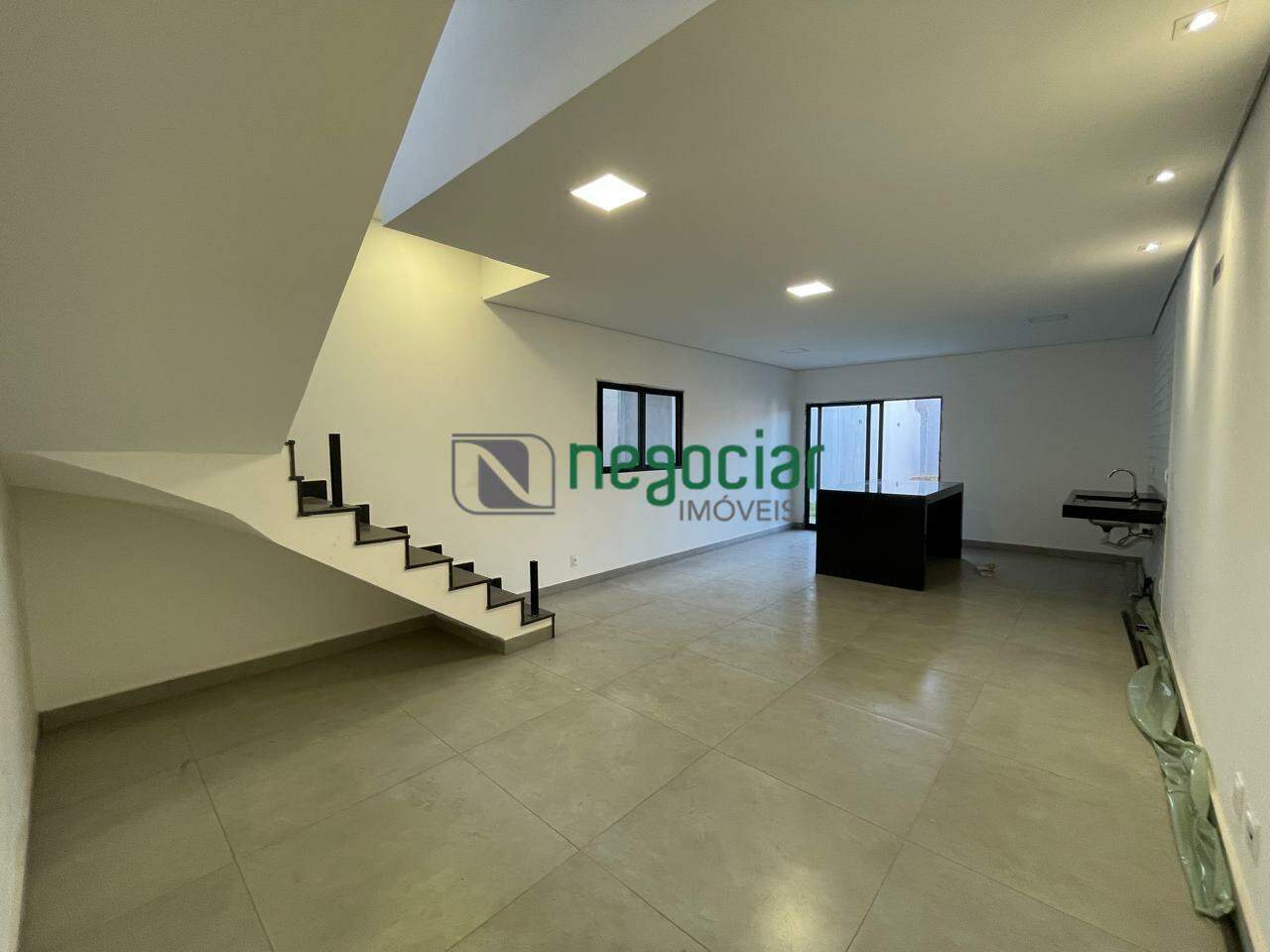 Casa 3 quartos no bairro Guarujá Mansões Betim: 