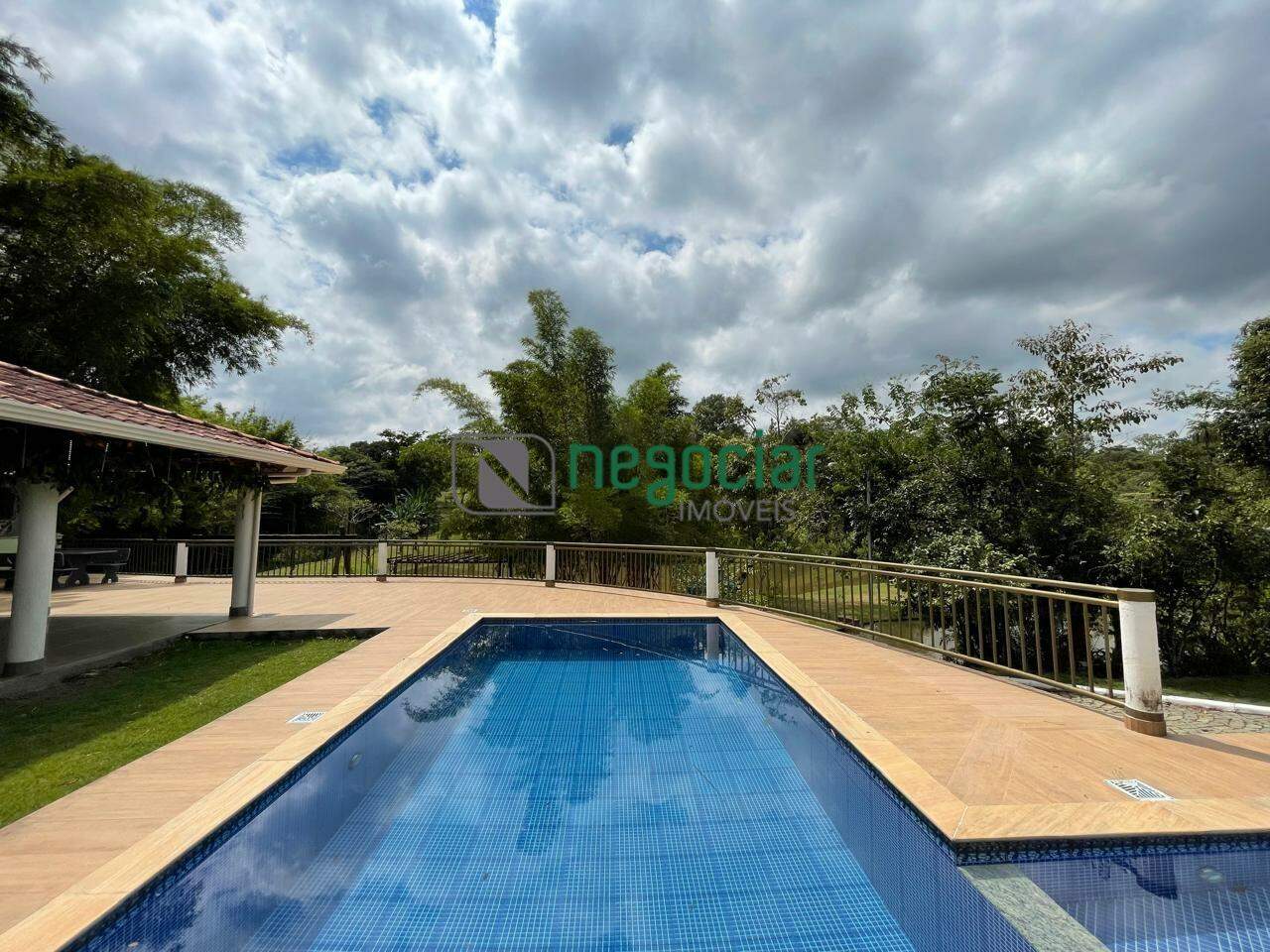 Fazenda/Sitio/Chácara 4 quartos no bairro Serra Negra Betim: 