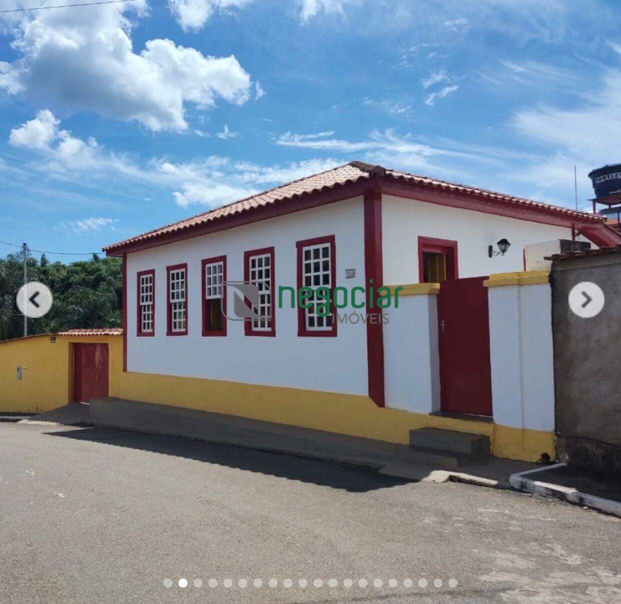 Casa 5 quartos no bairro Onça de Pitangui Onça de Pitangui: 