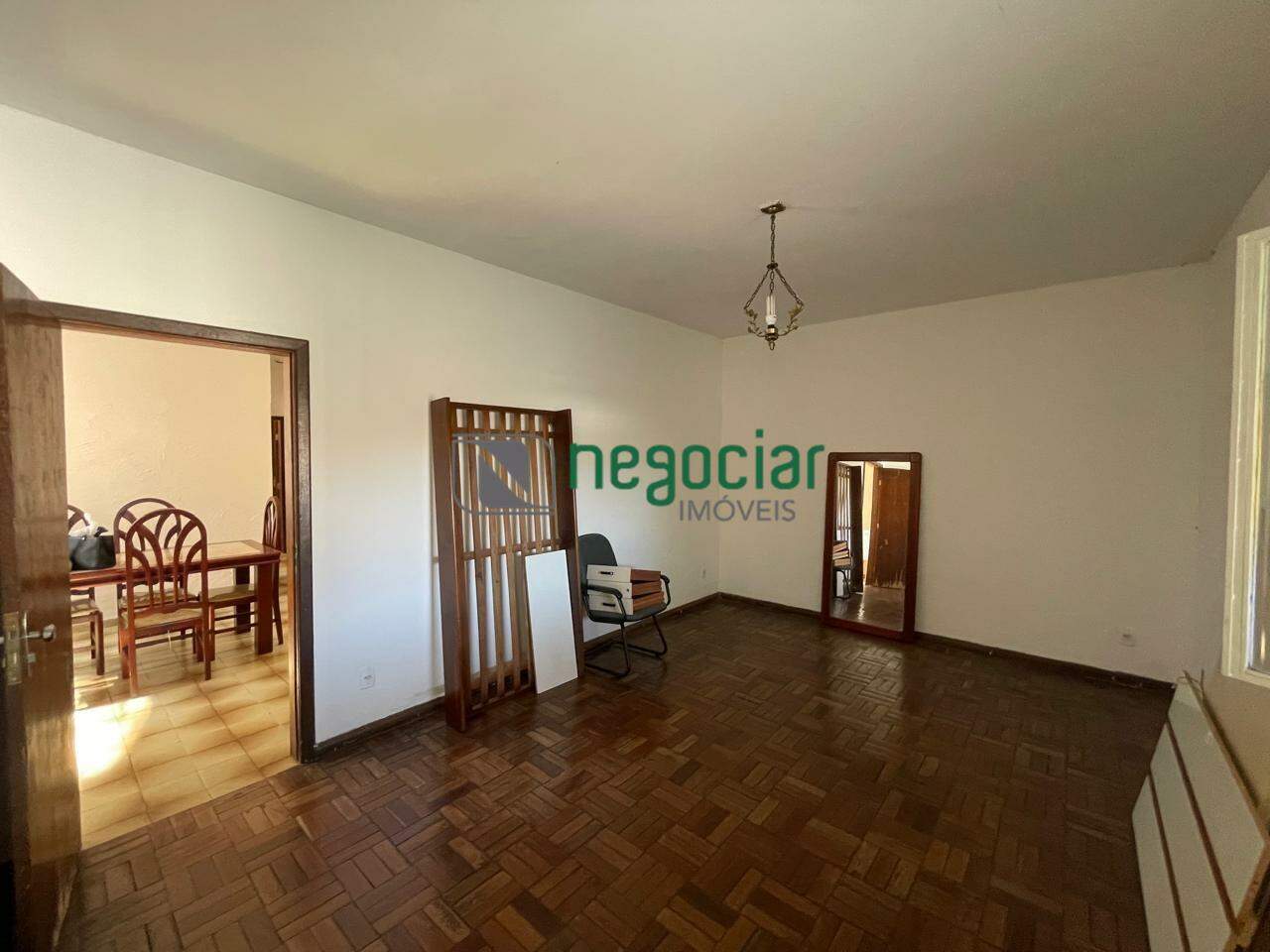 Casa 3 quartos no bairro Petrópolis Betim: 