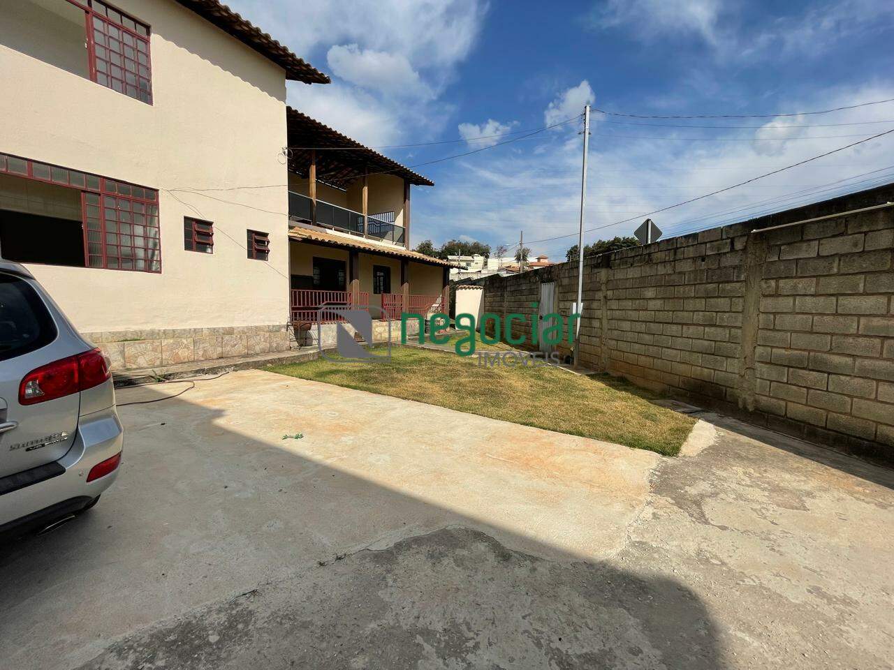 Casa 3 quartos no bairro Petrópolis Betim: 