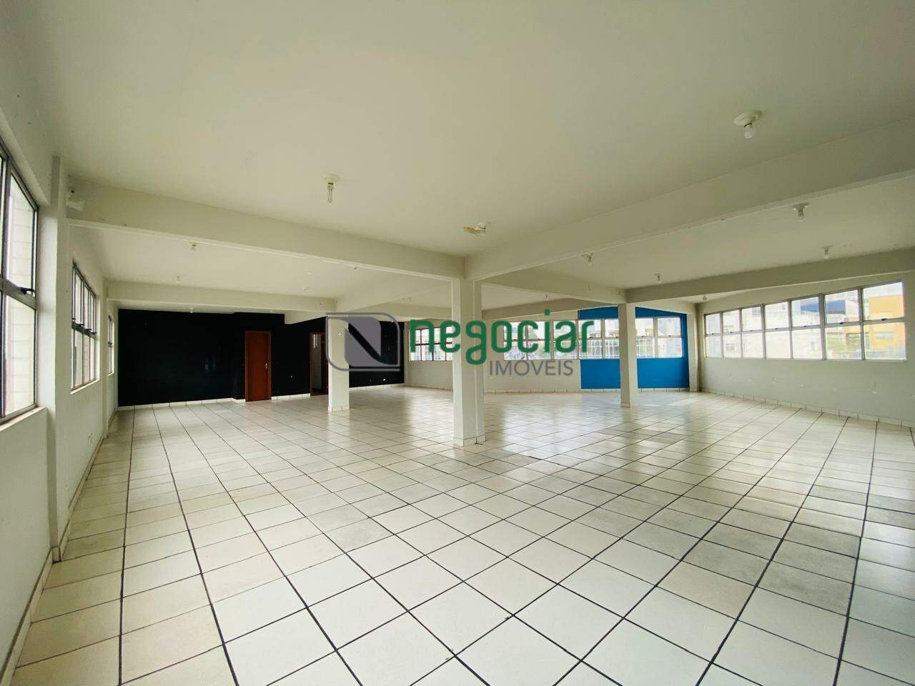 Prédio no bairro Centro Betim: 