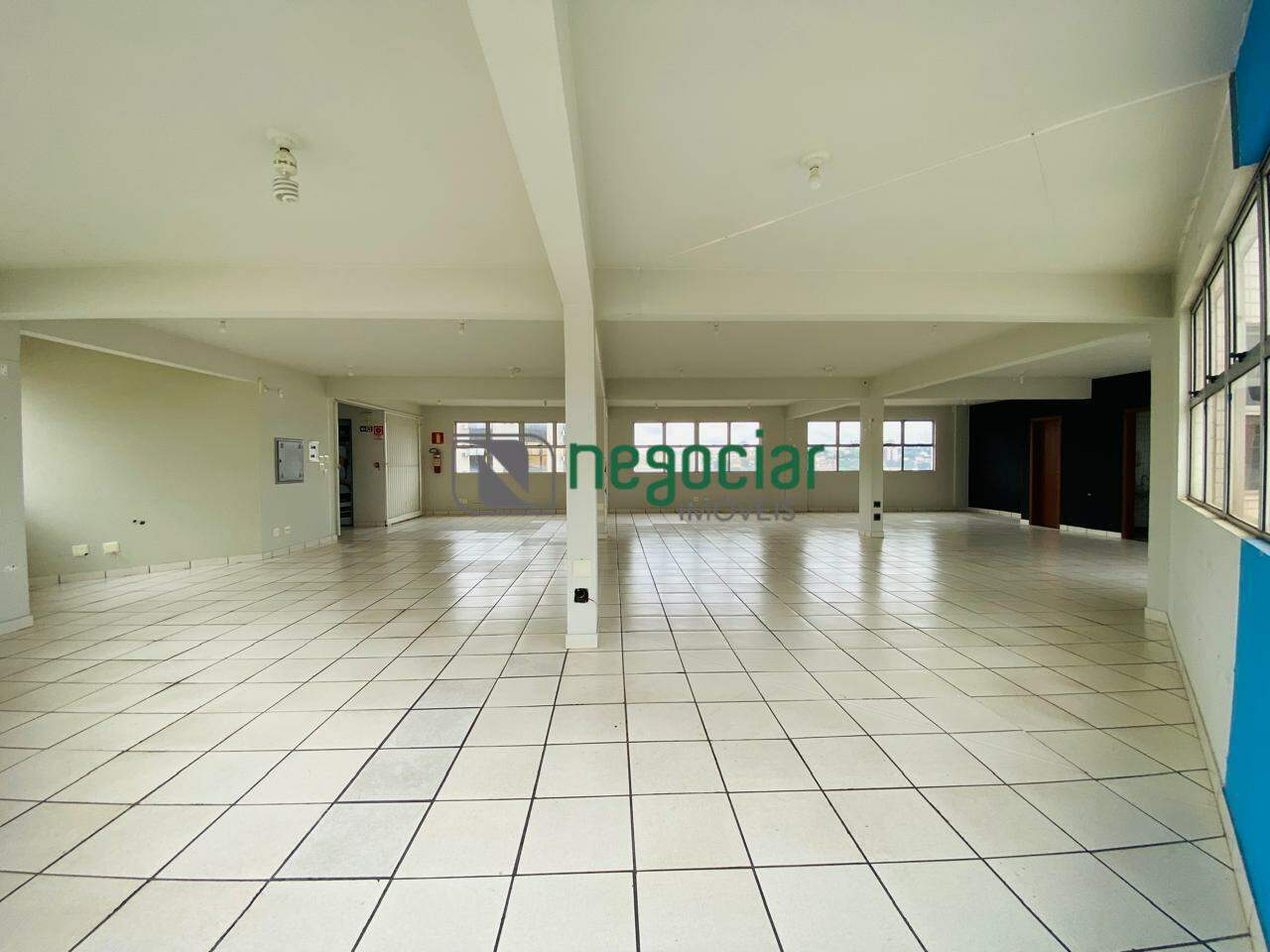 Prédio no bairro Centro Betim: 