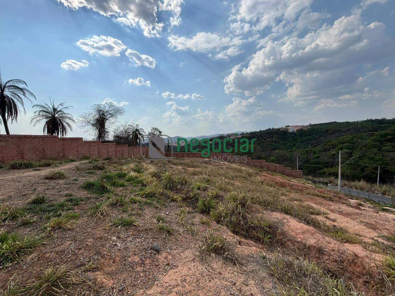 Lote no bairro Guarujá Mansões Betim: 