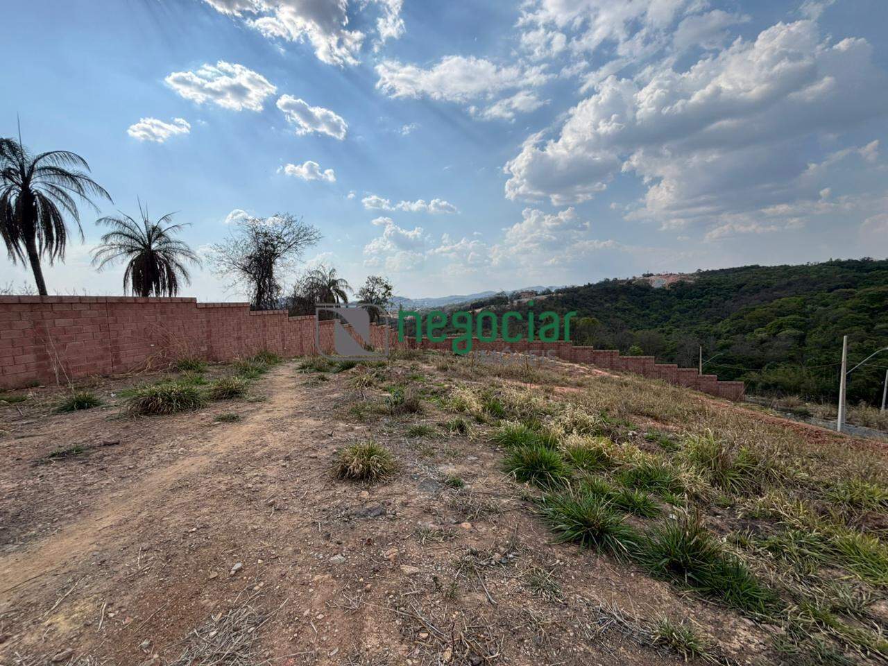 Lote no bairro Guarujá Mansões Betim: 