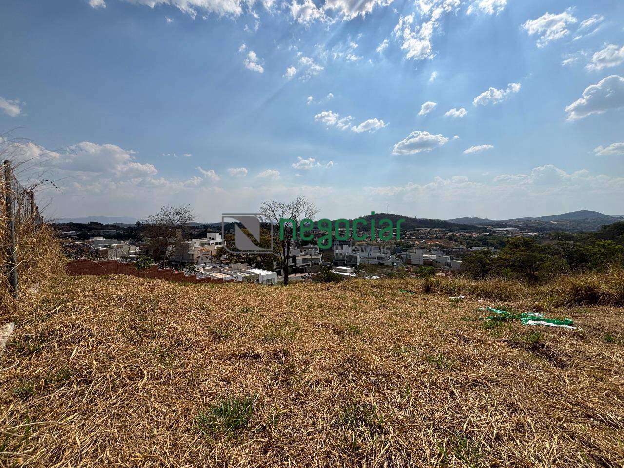 Lote no bairro Guarujá Mansões Betim: 