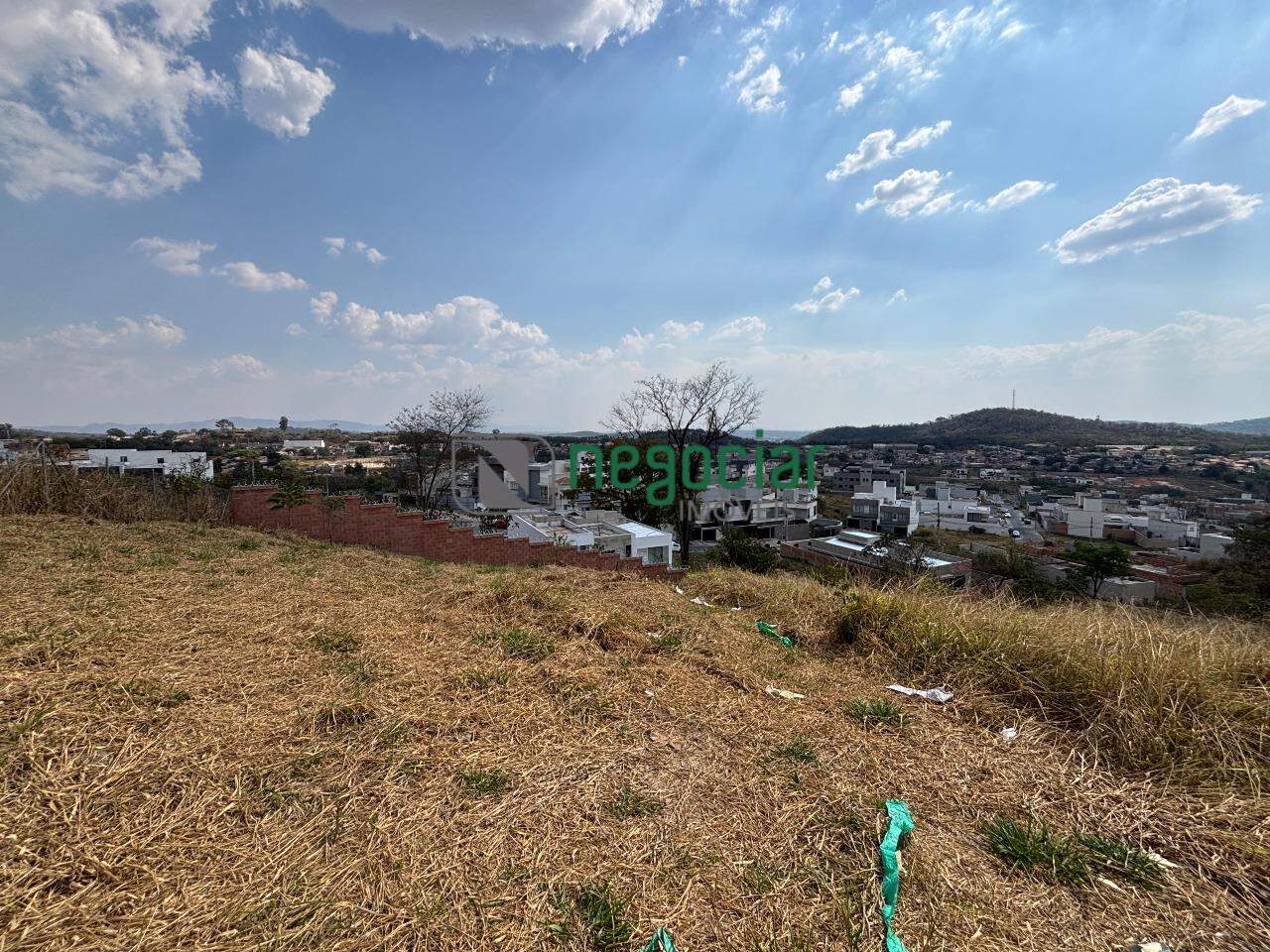 Lote no bairro Guarujá Mansões Betim: 