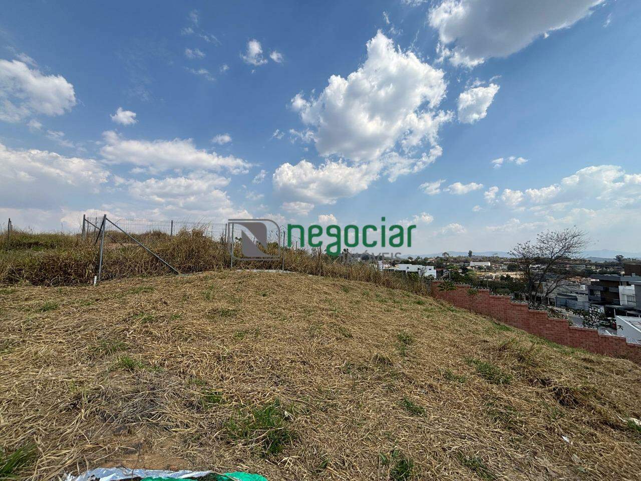 Lote no bairro Guarujá Mansões Betim: 