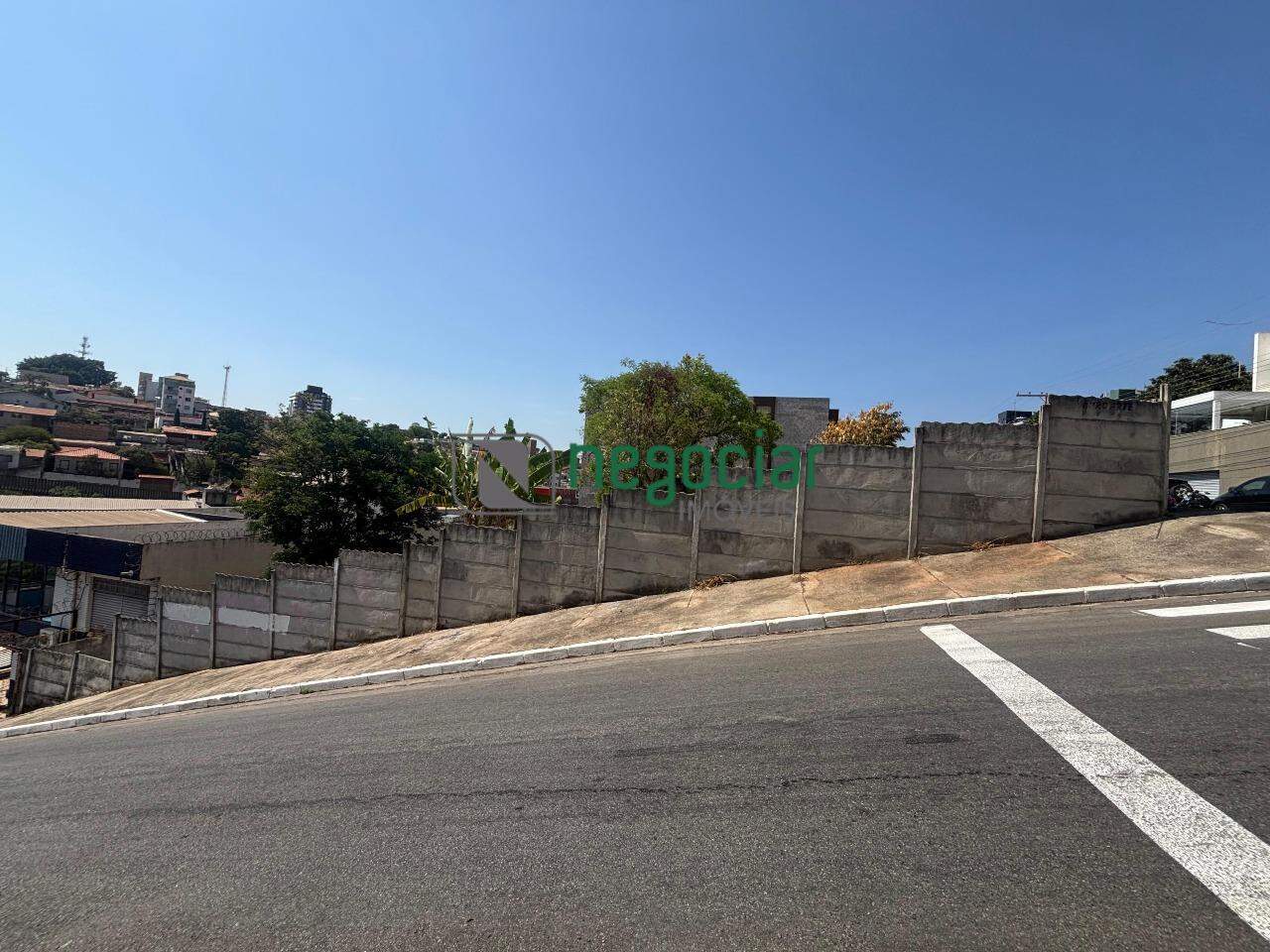 Terreno / Área no bairro Centro Betim: 