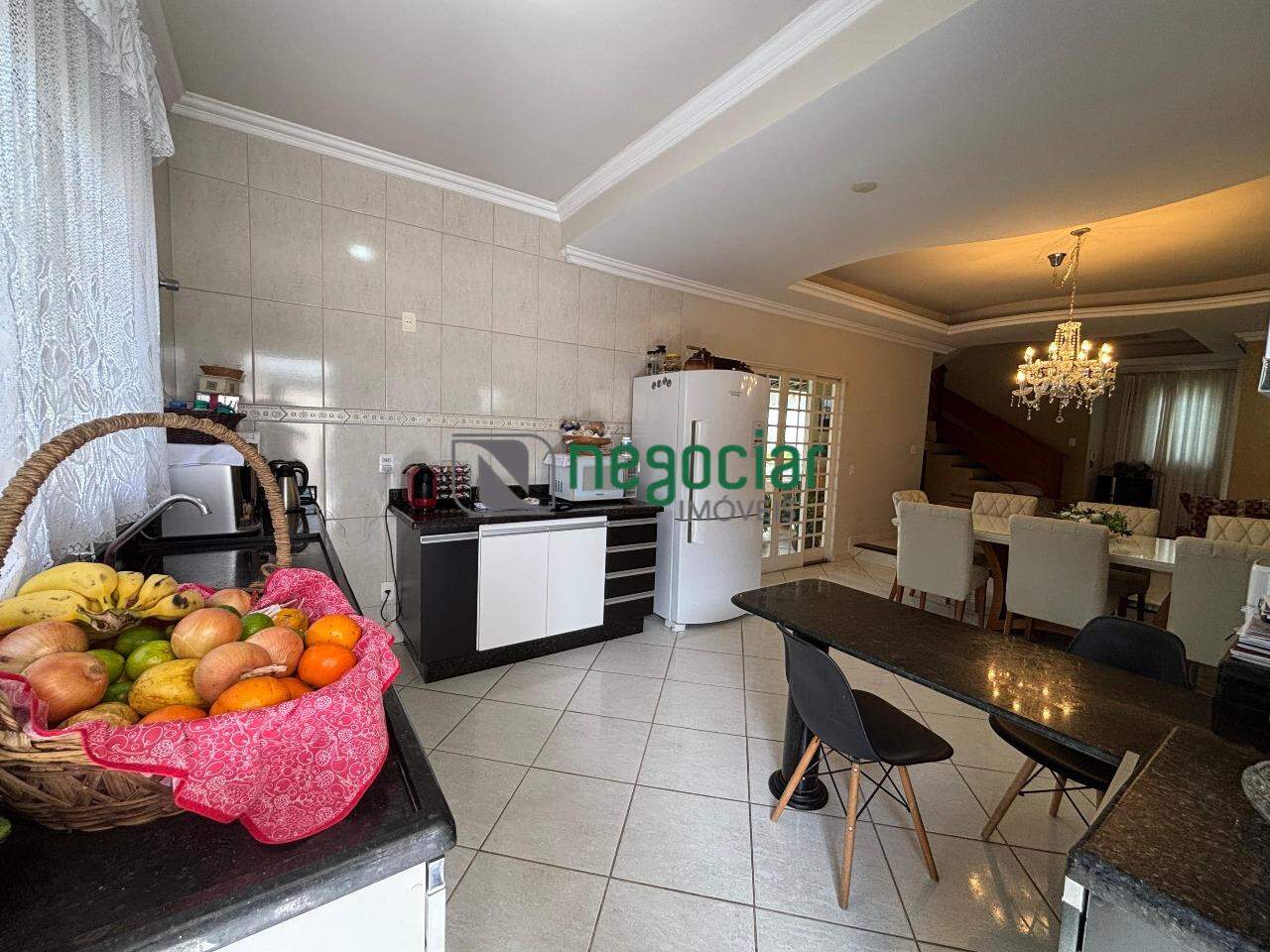 Casa 4 quartos no bairro Guarujá Betim: 