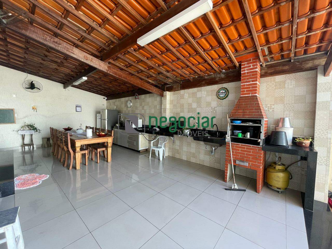 Casa 4 quartos no bairro Centro Betim: 