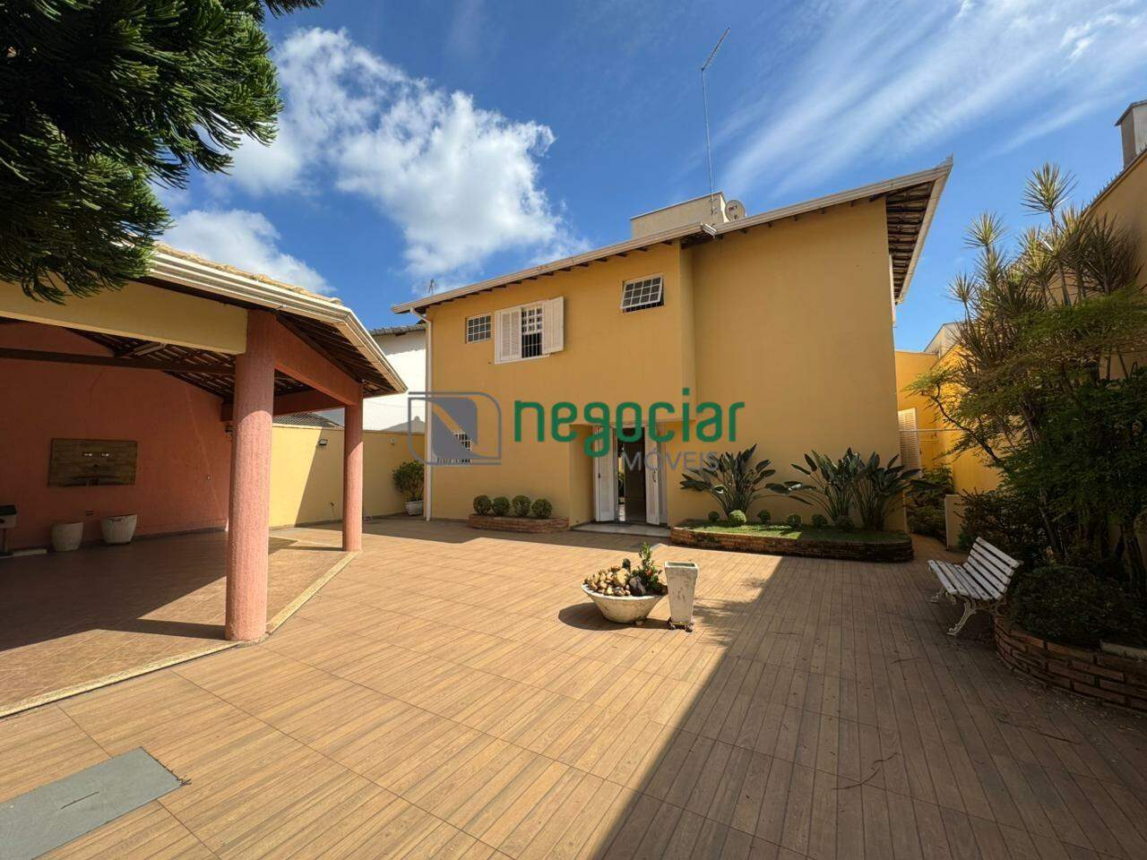 Casa 4 quartos no bairro Novo Guarujá Betim: 