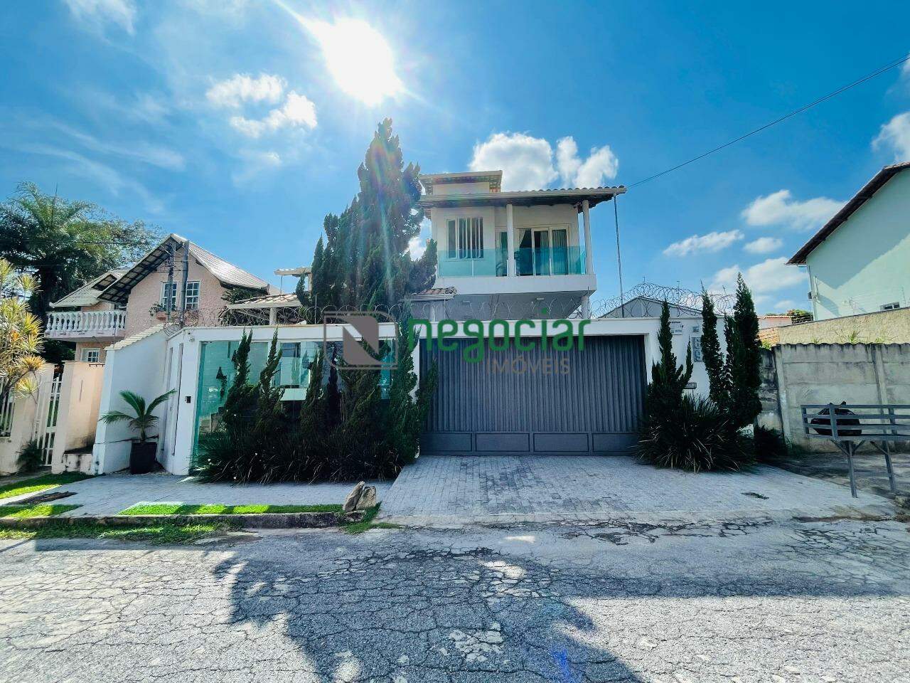 Casa 3 quartos no bairro Guarujá Betim: 