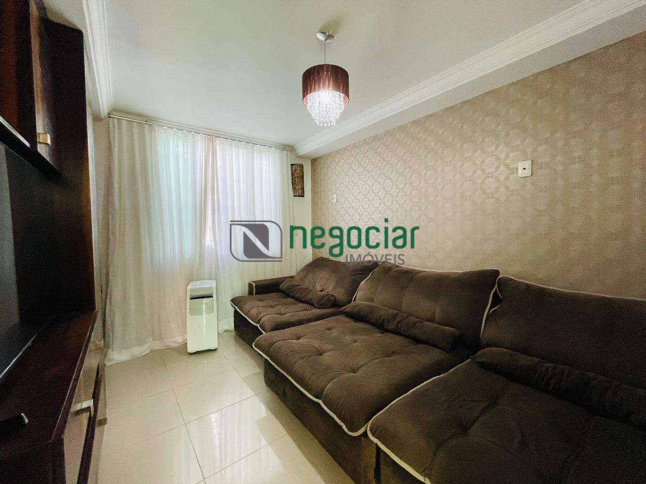 Casa 3 quartos no bairro Guarujá Betim: 