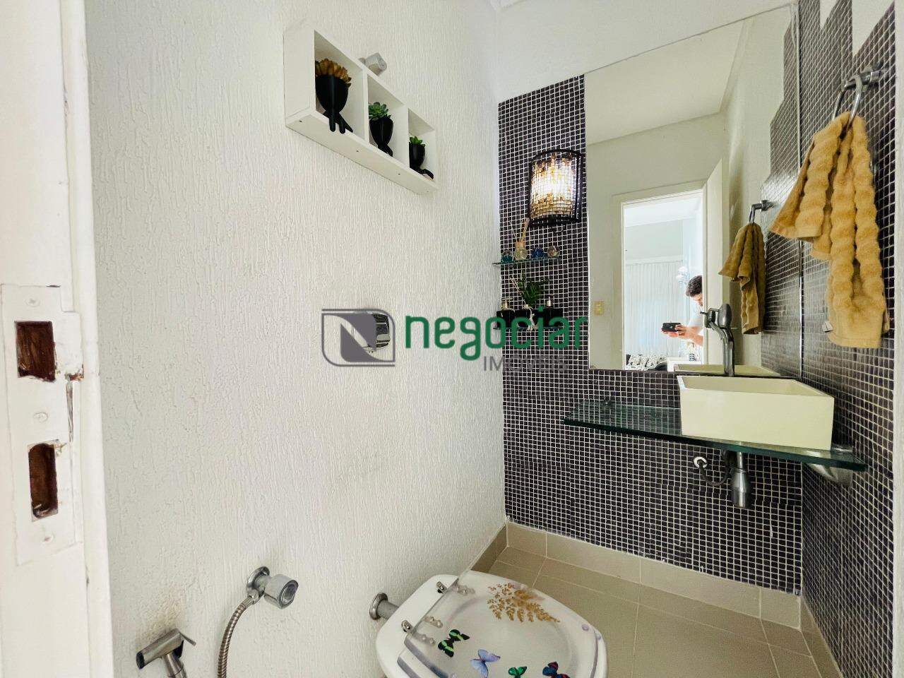 Casa 3 quartos no bairro Guarujá Betim: 