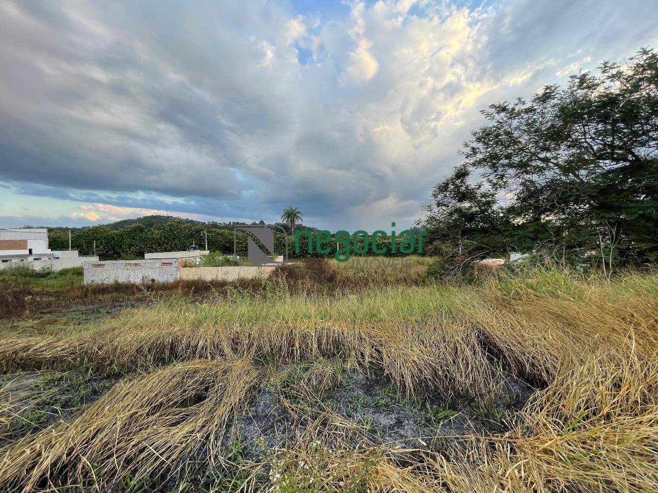Lote no bairro Tiradentes Betim: 