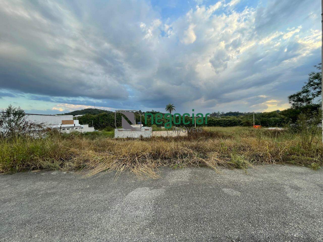Lote no bairro Tiradentes Betim: 
