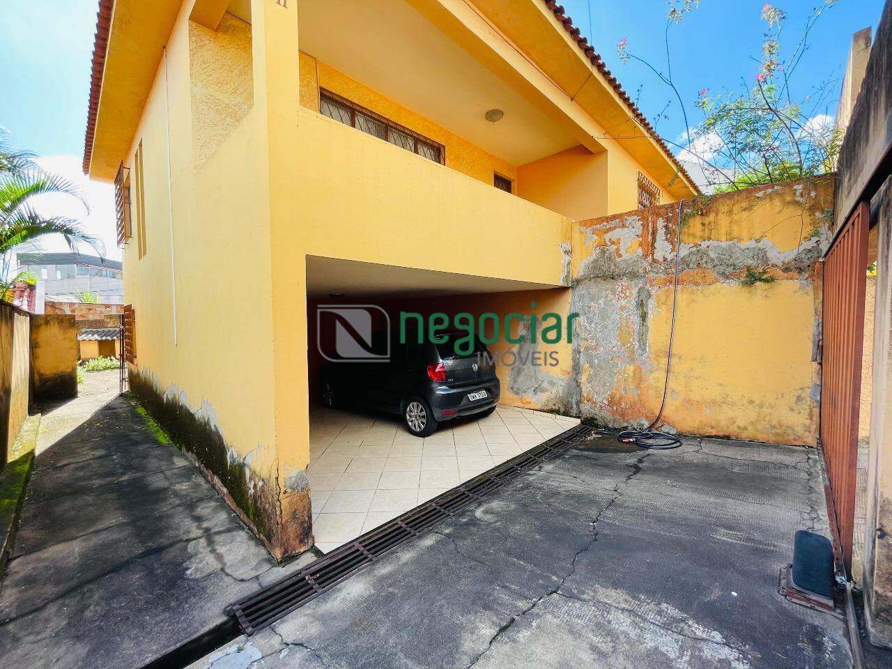 Casa 4 quartos no bairro Bom Retiro Betim: 