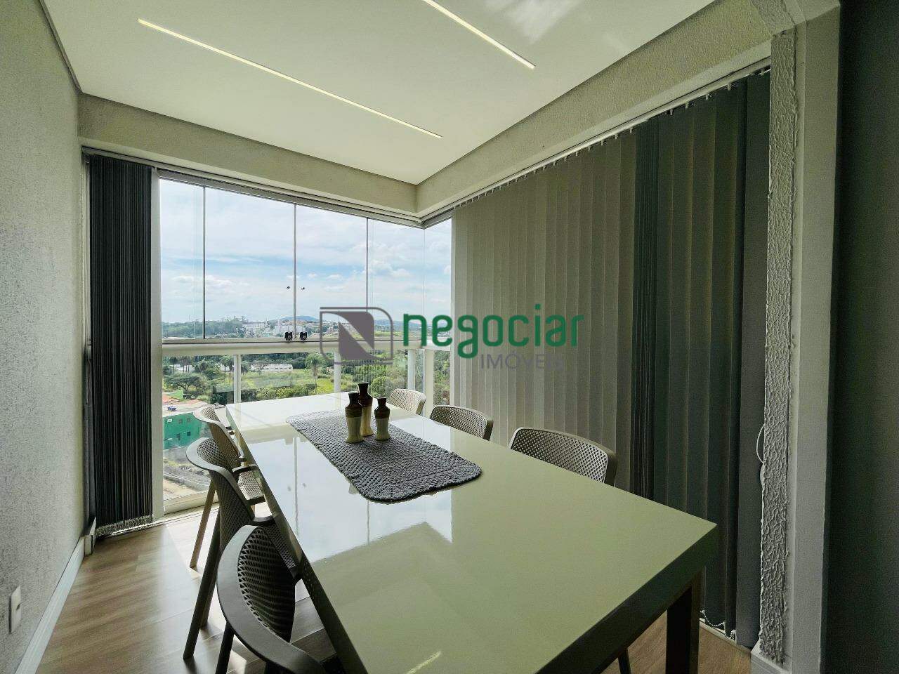 Apartamento 3 quartos no bairro Chácara Betim: 