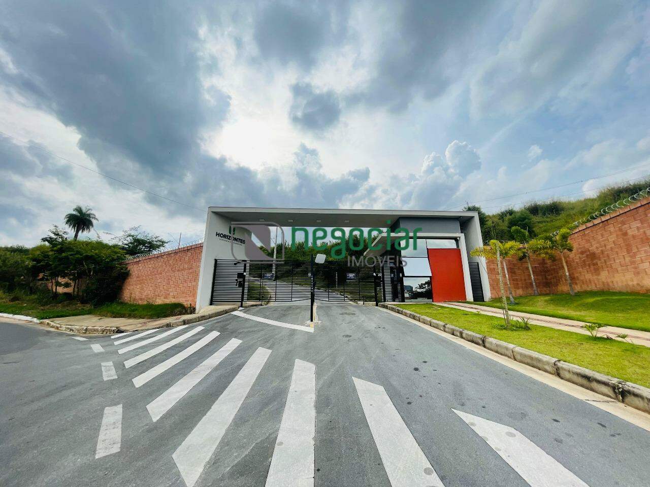 Lote no bairro Guarujá Mansões Betim: 