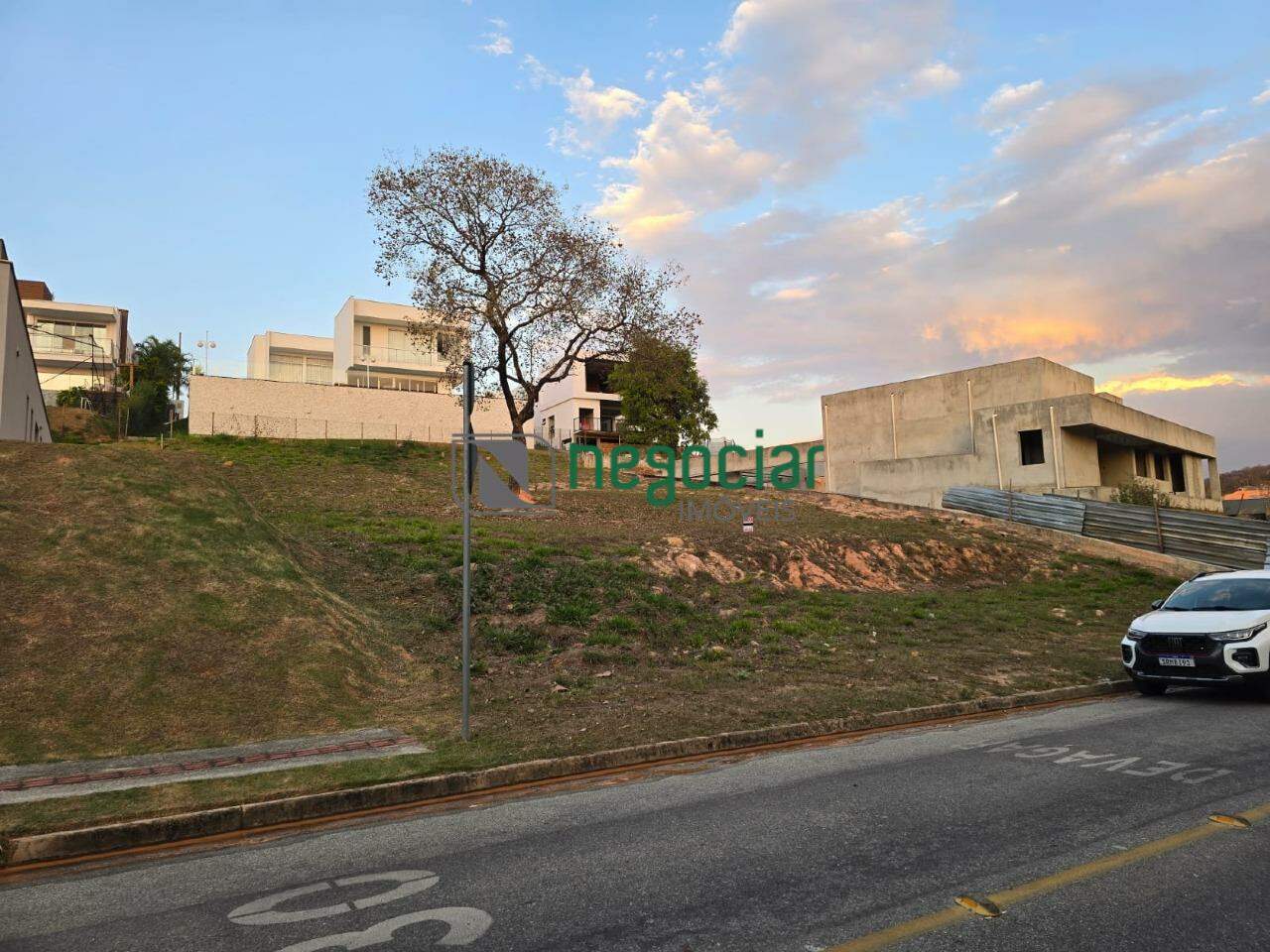 Lote no bairro Condomínio Gran Royalle Betim: 