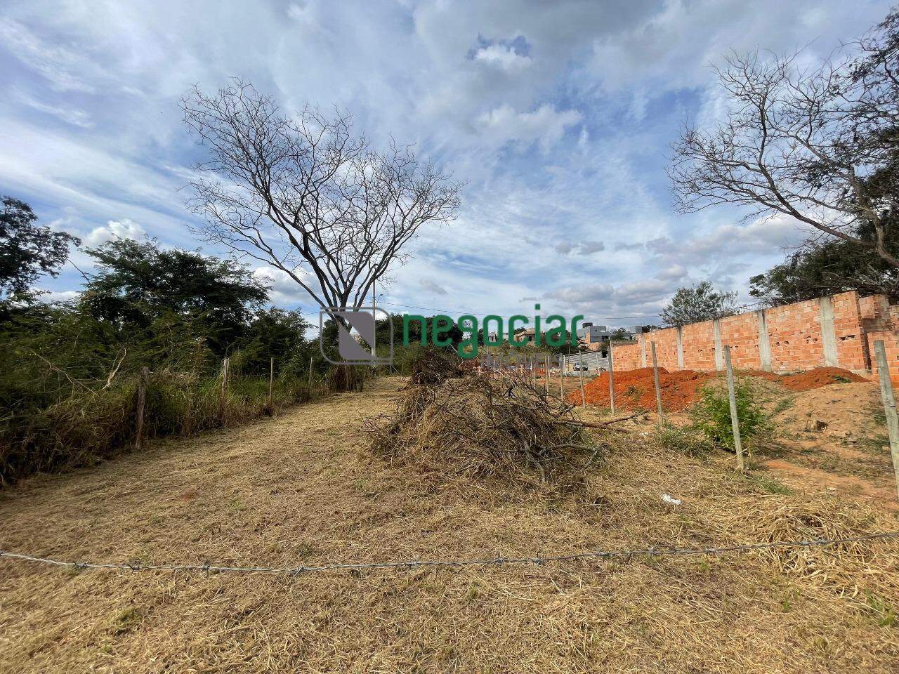 Lote no bairro Teixeirinha Betim: 