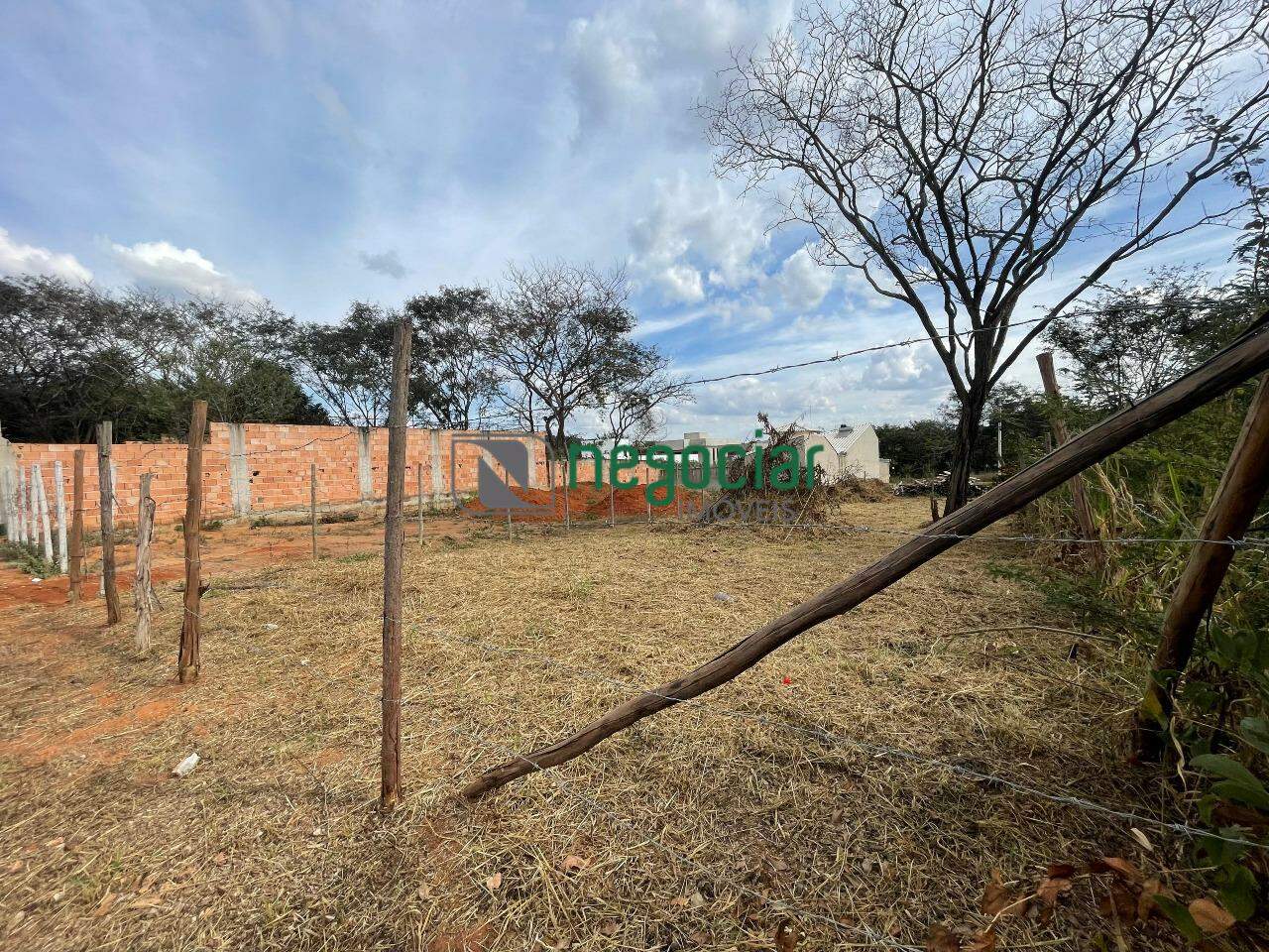 Lote no bairro Teixeirinha Betim: 