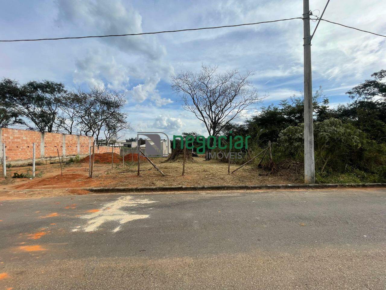 Lote no bairro Teixeirinha Betim: 