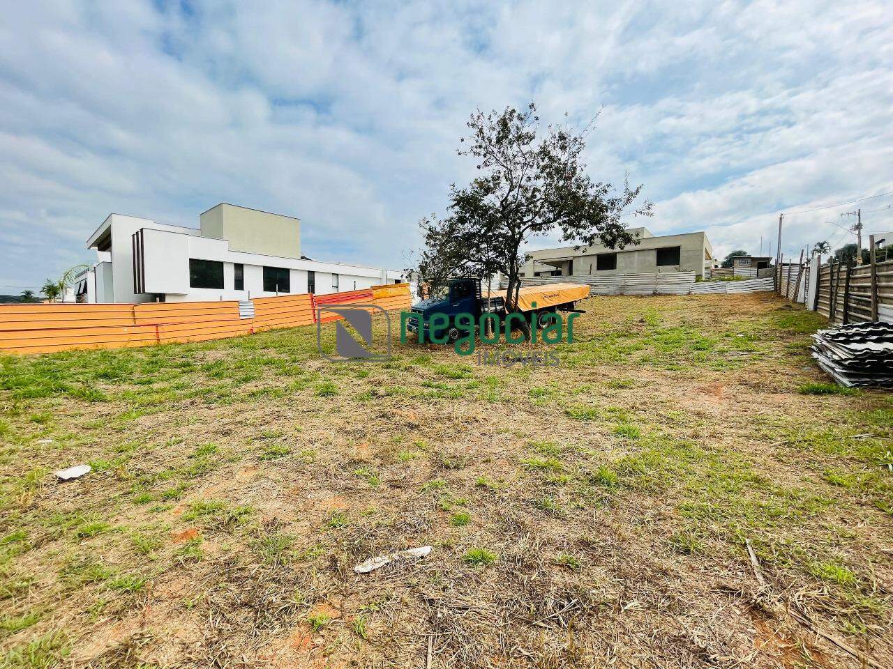 Lote no bairro Condomínio Gran Royalle Betim: 